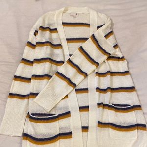 So striped cardigan